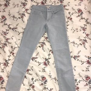 F21 Light Wash Skinny Jeans